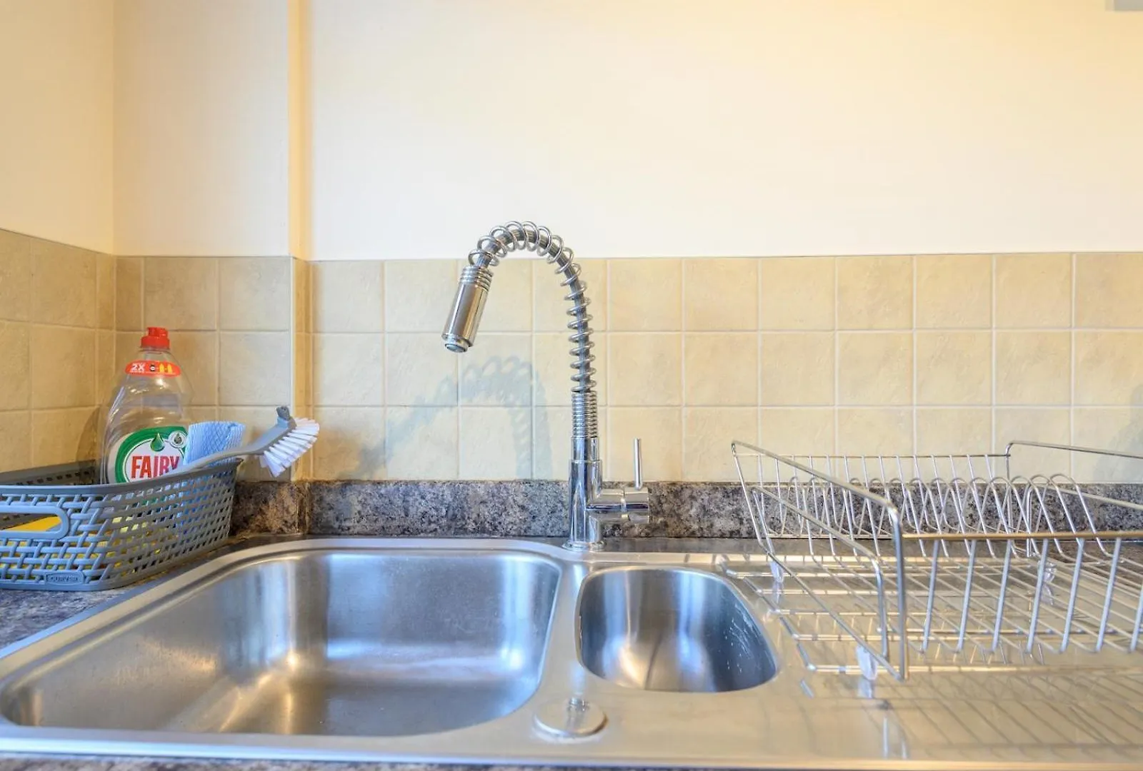 Chapel Allerton Family Bliss - Near Roundhay Park Pass The Keys ليدز بيت للعطل